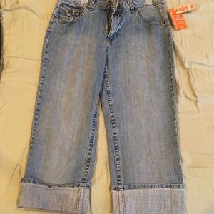 New un-used faded glory mid rise stretch jeans